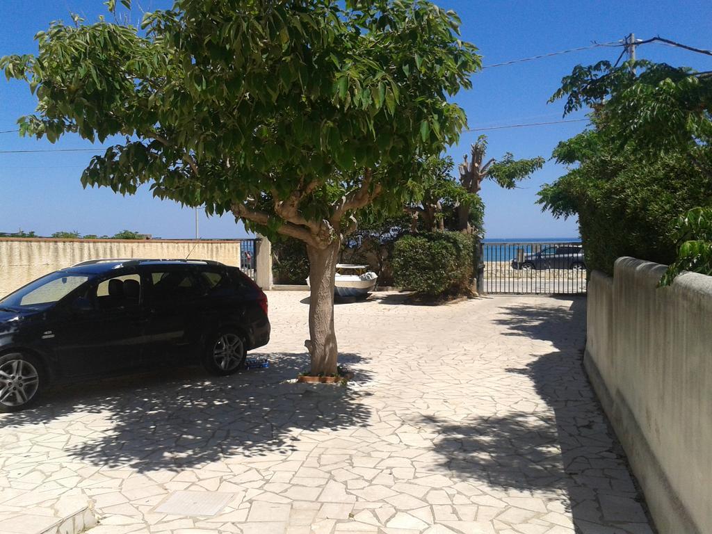 Appartamento Spiaggia Playa Кастеламаре дел Голфо Екстериор снимка