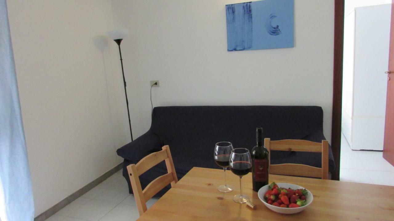 Appartamento Spiaggia Playa Кастеламаре дел Голфо Екстериор снимка