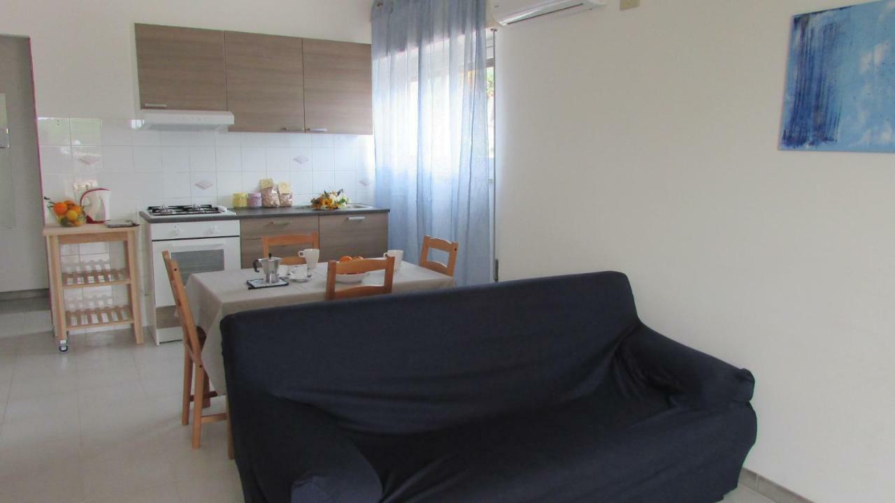 Appartamento Spiaggia Playa Кастеламаре дел Голфо Екстериор снимка
